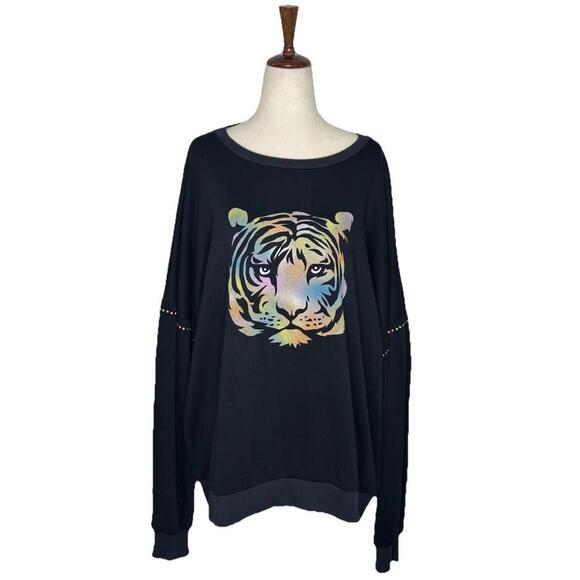 Lauren Moshi Tops - Lauren Moshi Black Tiger Graphic Sweatshirt Oversized Crewneck Rainbow Cozy XL